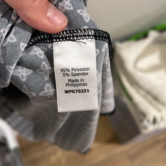 41 Hawthorn - 2x, black/white faux wrap dress, geometric pattern - Picture 4 of 8